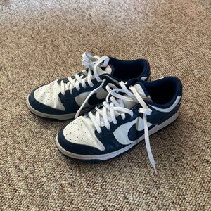 Nike Dunks Navy Blue White - Mens Size 10